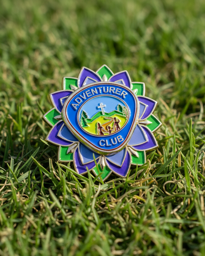 Adventurer Flower Spinner Pin