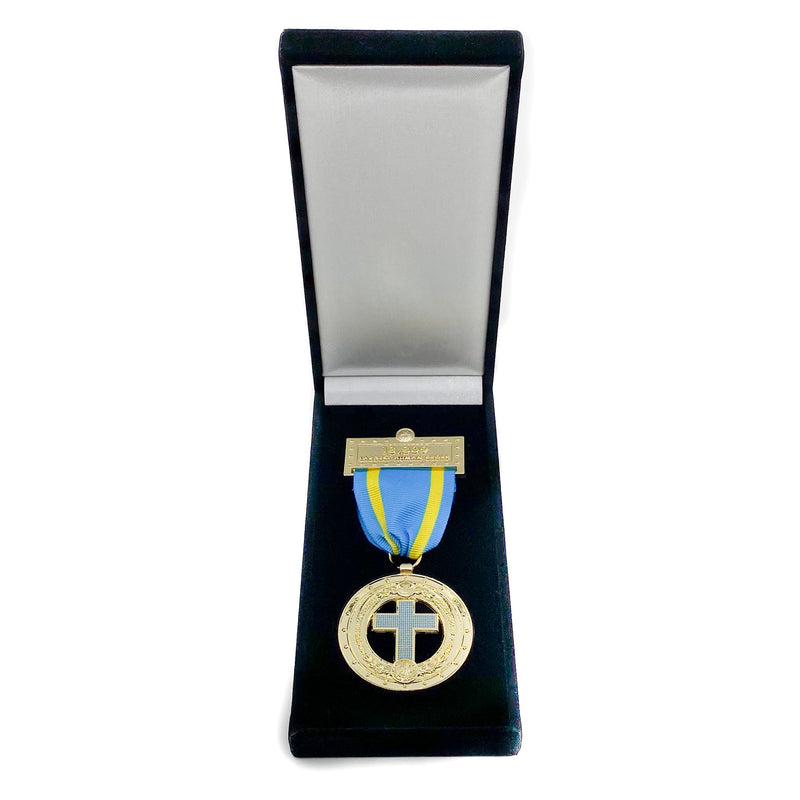 Largest Human Cross World Record Medal - Pinfinder Club